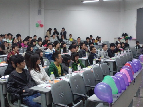 &ldquo;雷锋精神在身边&rdquo; 汽车服务工程专业团观摩活动2.jpg